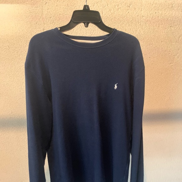 Clothes - Picture 4 of 8